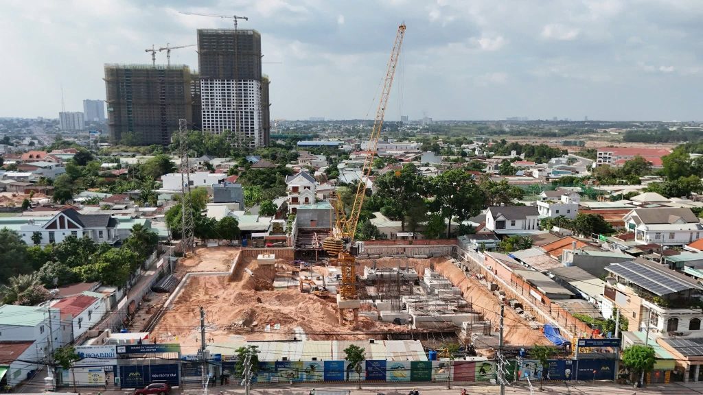 Cập Nhật Tiến Độ AVA Center 2026